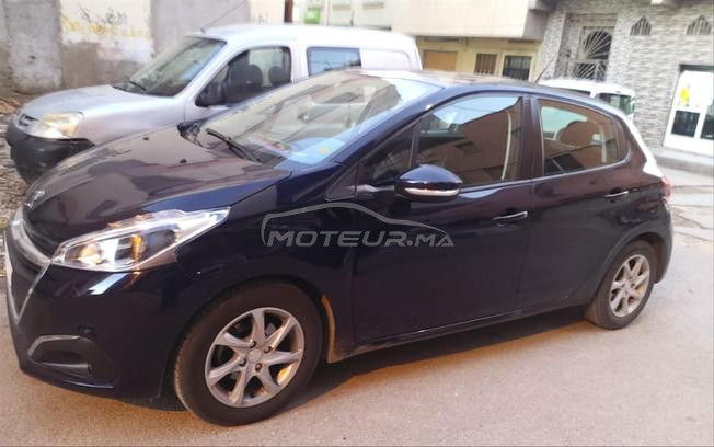 سيارة Peugeot 208 موديل 2018