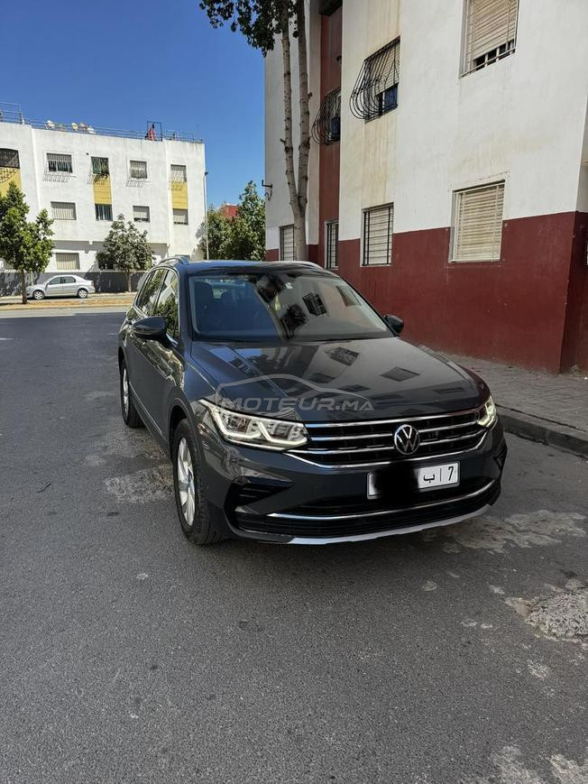 Tiguan élégance 2022 premier main excellent état. 