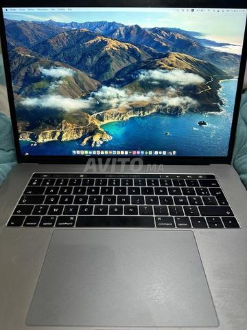 ماك بوك برو 2016