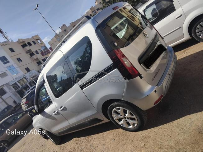 Renault Express Diesel Manuelle 2023 à Agadir