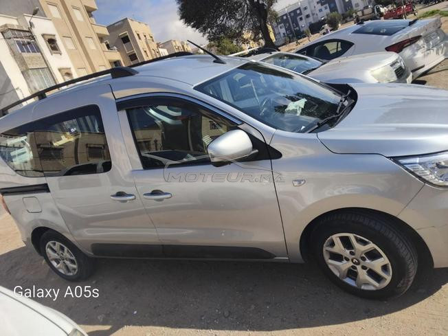 Renault Express Diesel Manuelle 2023 à Agadir