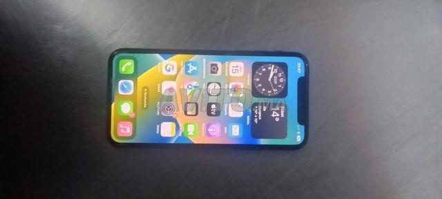 ايفون اكس باقي ناضي