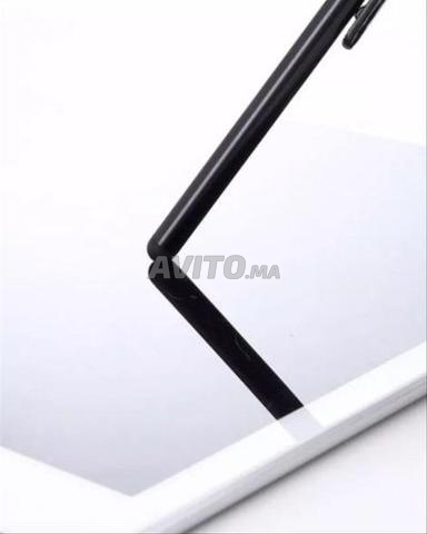 قلم لمس برأس ناعم، قلم عالمي