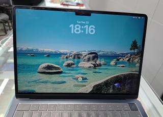 ماك بوك اير M4