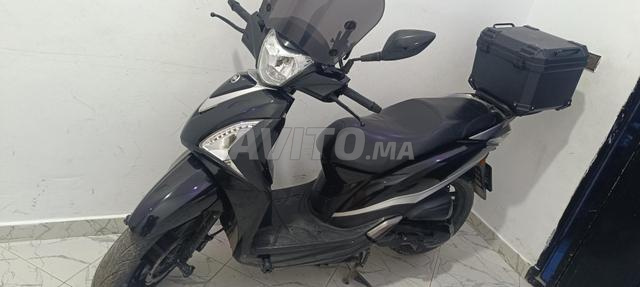 موتور sym st 125cc نقية بزاف على يد واحدة - 2
