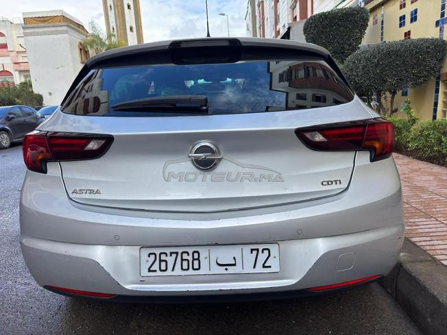 Opel Astra Diesel Manuelle 2019 à Casablanca