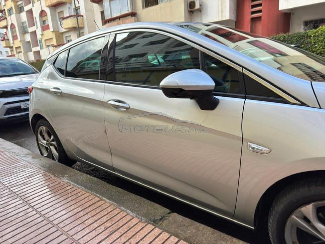 Opel Astra Diesel Manuelle 2019 à Casablanca