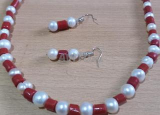 Collier ancien avec perles et corail avec boucles d'oreilles