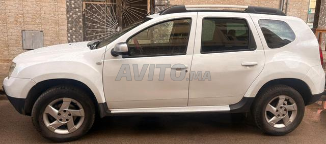 داسيا داستر ديزل يدوية 2011 في سلا