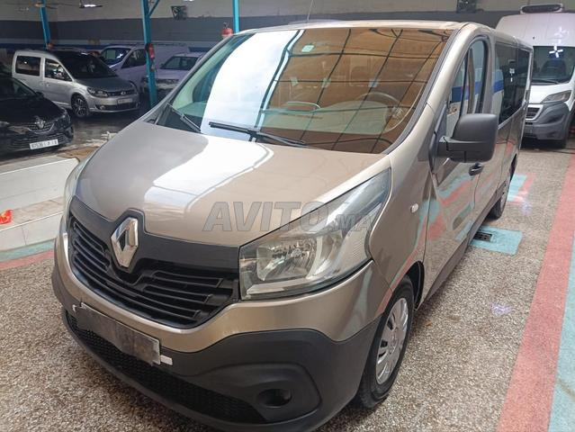 Renault Trafic Transport Personnel 15 places