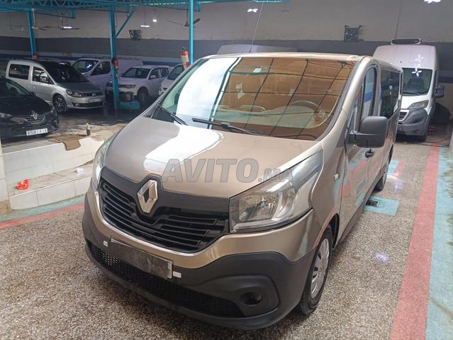 Renault Trafic Transport Personnel 15 places