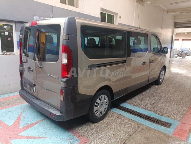 Renault Trafic Transport Personnel 15 places