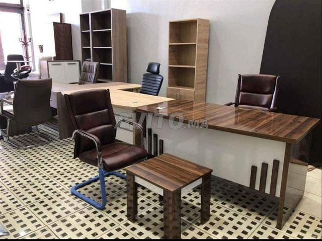 مكاتب صناعة محلية تضمن المتانة والسعر المناسب