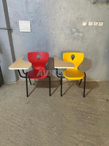 Chaise pour salle de classe
