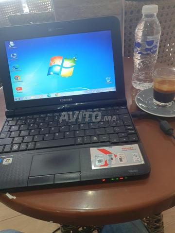حاسوب شخصي صغير Toshiba في حالة جيدة