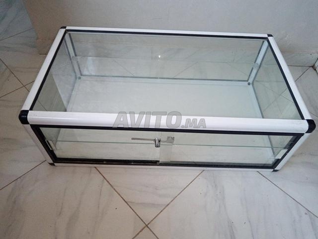 90 60 30 فيترينا