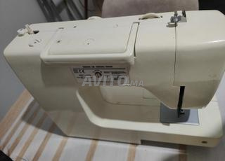 ماكينة خياطة Toyota