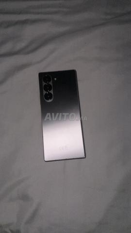 Z FOLD 6 بحالة جيدة جدا