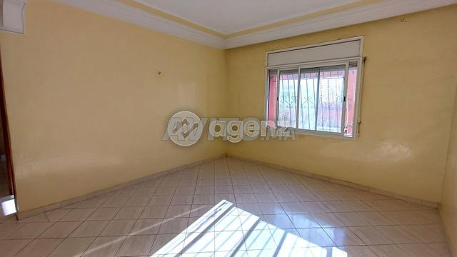 CMN-AC-2050 - Appartement à vendre à Hay Chrifa