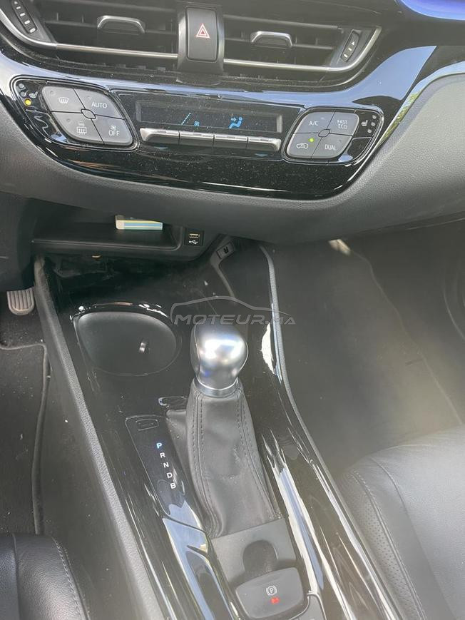 toyota CHR distinctive 