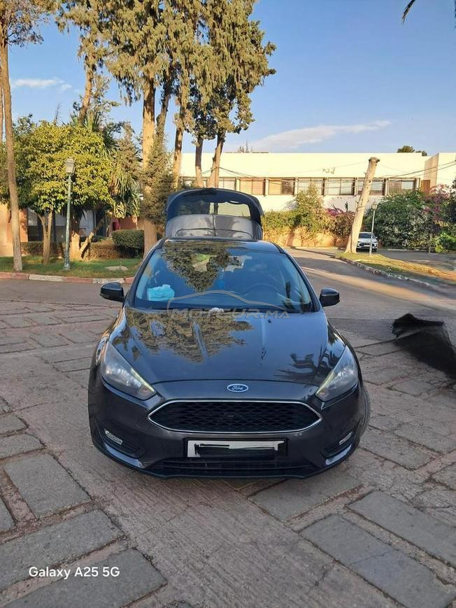 ford focus sport 2017