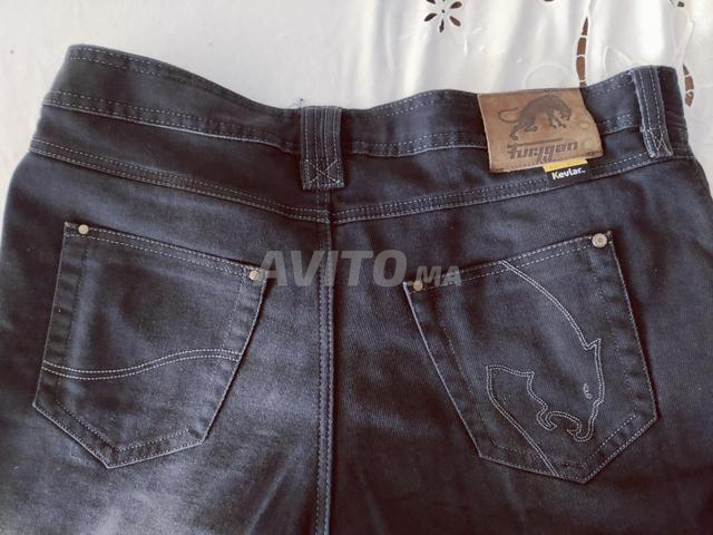 بنطلون كيفلر أسود مقاس 44 مع واقيات