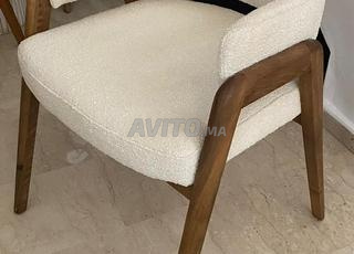 مجموعة من 4 كراسي من خشب الجوز