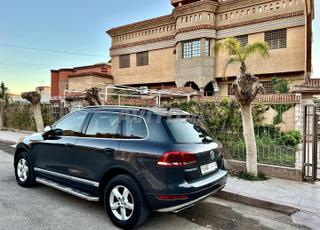 فولكس فاجن توارغ V6 3.0 لتر TDI بولمان أوتوماتيكي