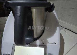 Thermomix tm6 presque neuf sous garantie