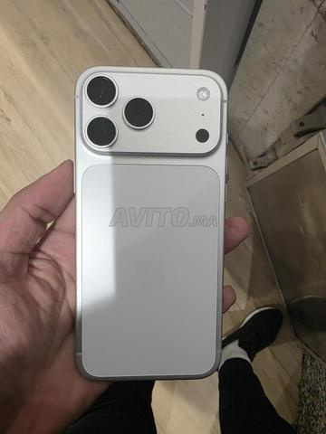 ايفون 17 برو ماكس E-SIM