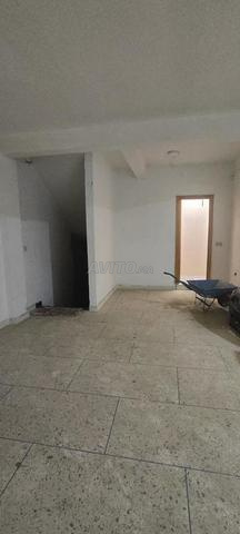 محل و كراج للإيجار لاكاف سيدي معروف - 2