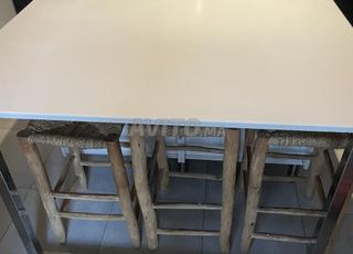 جزيرة وسطية