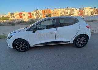 كليو 4 ديزل 2021 كل الخيارات يدويًا مع إمكانية الاسترجاع