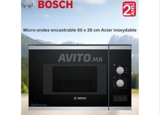 Bosch Micro-ondes 20L Encastrable Série 4 inox