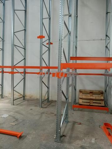 رفوف ثقيلة للمخازن والمستودعات