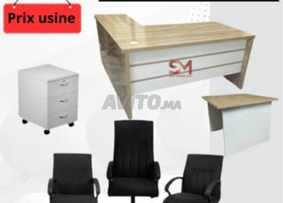 Bureau avec retour et caisson