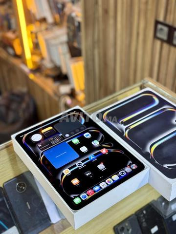 آيباد برو إم 5 11 بوصة 256 جيجابايت