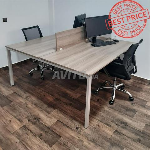 مارغريت مساحة مفتوحة شبه معدنية