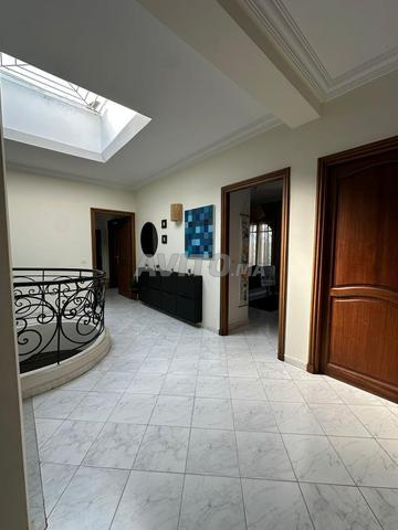 🏡 Villa de Deux façades à vendre–Hay Riad 800 m²