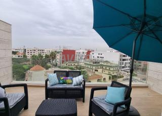 استوديو ممتاز