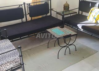 3 أرائك للبيع