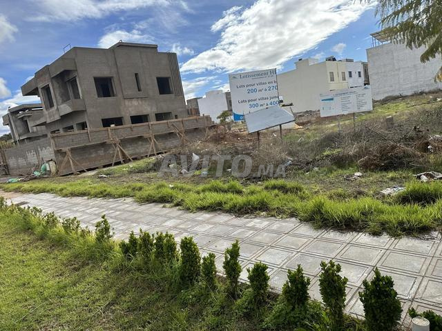 بقعة أرض فيلا 3 واجهات 338 متر مربع للبيع