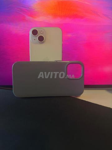 📱 iPhone 15 أزرق - 128 جيجابايت - حالة ممتازة