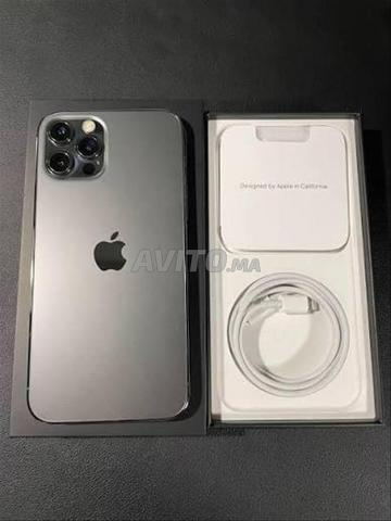 قطعة نادرة ايفون 12 برو بحالة جيدة جدا