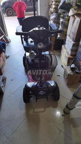 سكوتر كهربائي طبي ذو 4 عجلات