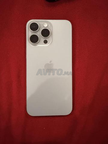 iPhone 15 pro max 256 titanium