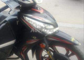 دراجة نارية للبيع