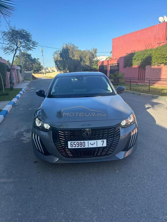 Peugeot 208 Diesel Manuelle 2025 à Kénitra