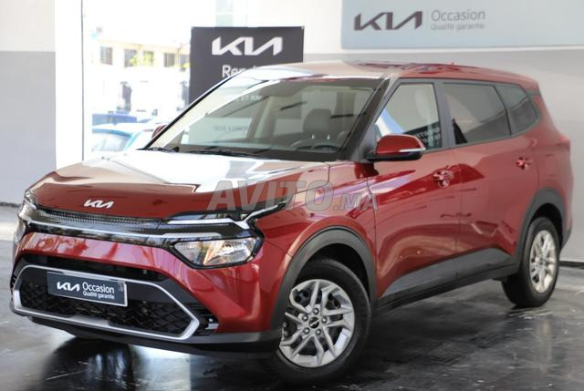 كيا - كيا كارينز