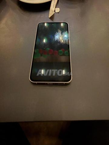 Samsung s 23 fe حالة جيدة جدا